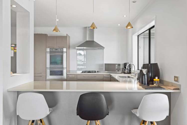 6 Grandview Road Stanmore Bay_8