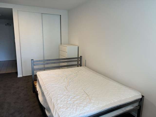 11L/3 Whitaker Place 1672_2