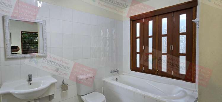 Address withheld Denarau_30