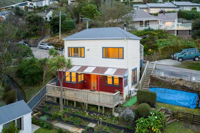 13 Cunningham Terrace Lyttelton_1