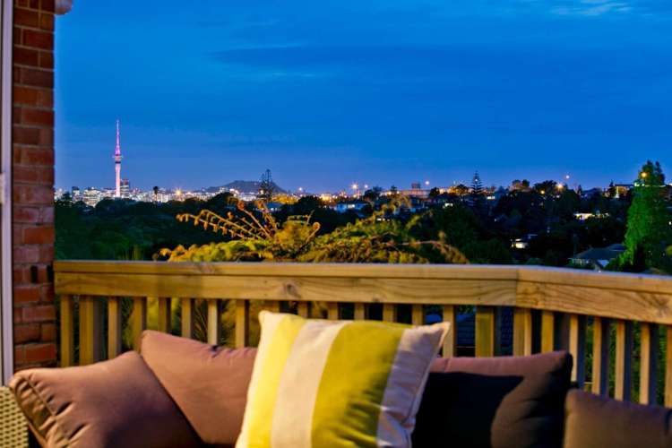 1/73 Lake Road Northcote_1