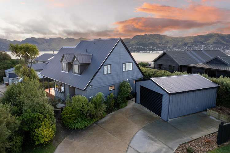 44 James Drive_0