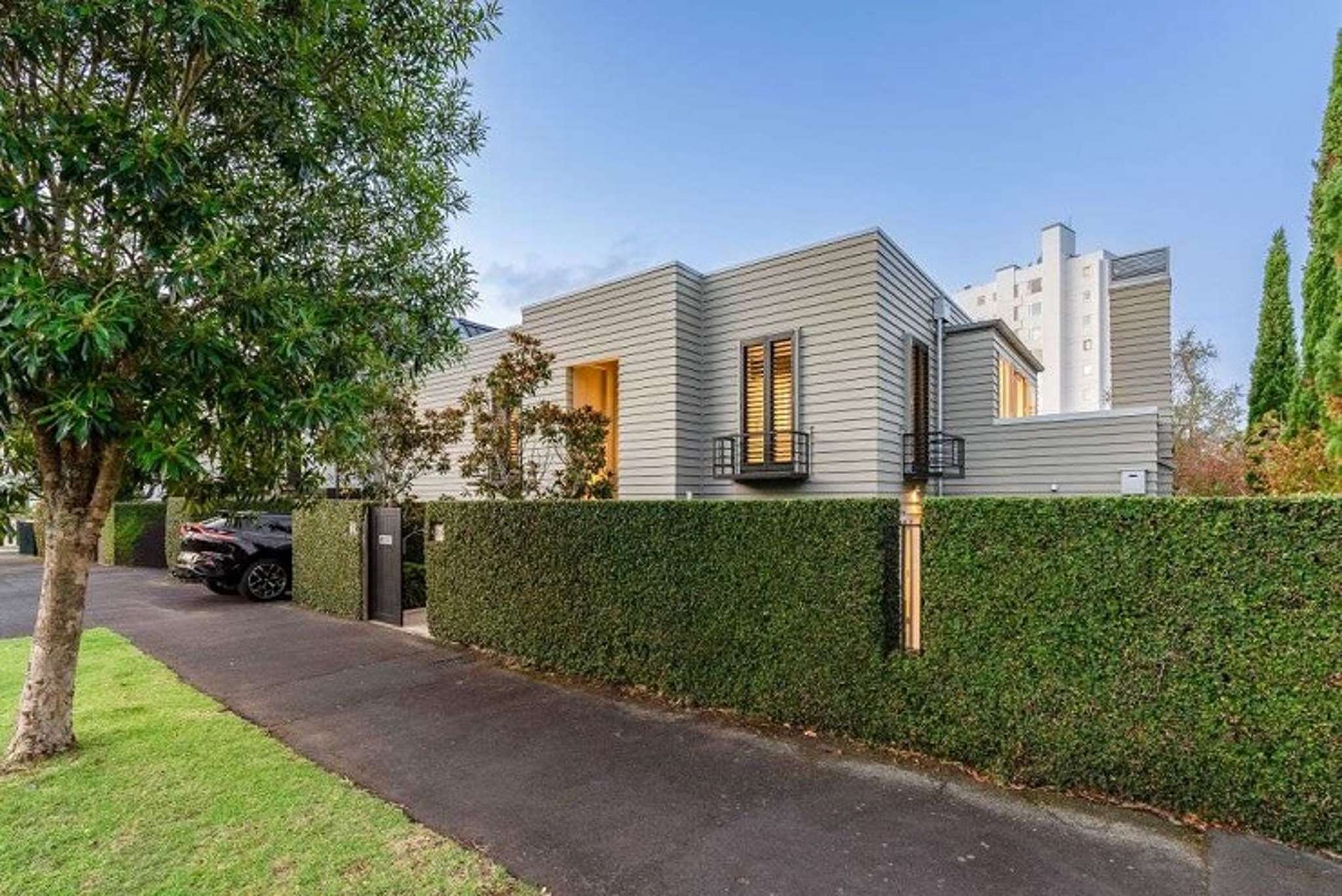 Saw it Sunday, bought it Wednesday: House around the corner from PM mansion sells for over $4m