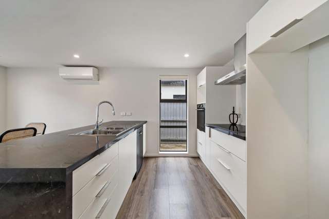 25 Bronco Drive Aidanfield_2