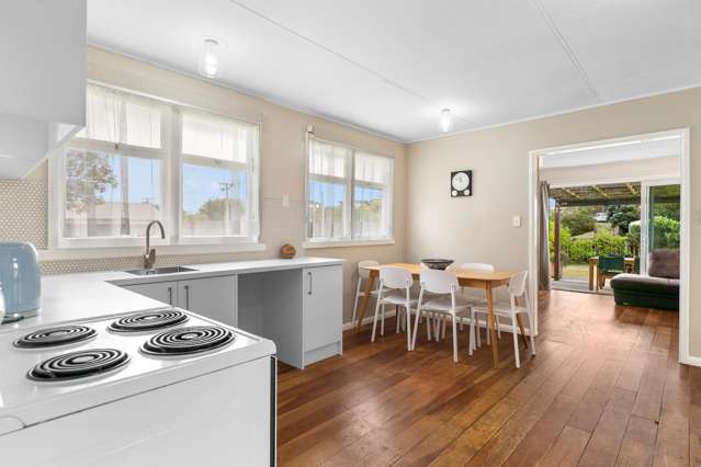 86 Rua Avenue Waitarere Beach_1