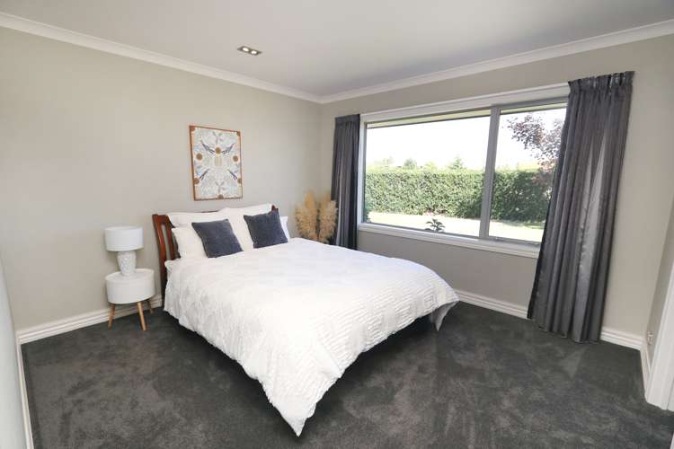 141 Milton Road South Elgin_19