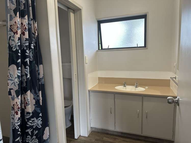 14/151 Waihi Road Judea_4