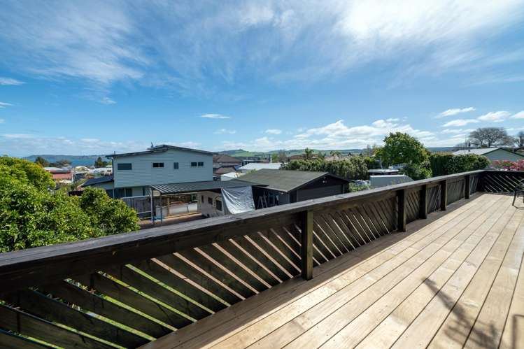 9 Gillies Avenue Central_26