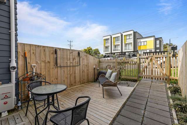 7/21 Hetherington Road Ranui_2
