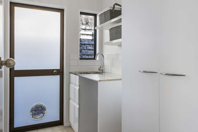 82b Jonathon Street Brookfield_17