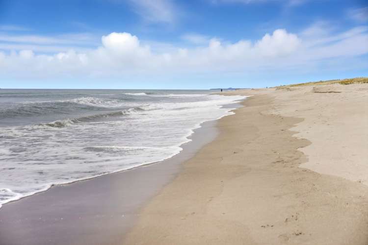 666b Papamoa Beach Road Papamoa_16