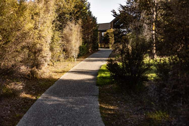 11 Rannoch Drive Jacks Point_6