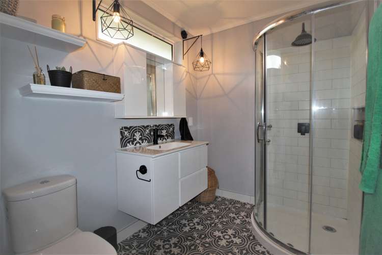 15 Craig Place Alexandra_10