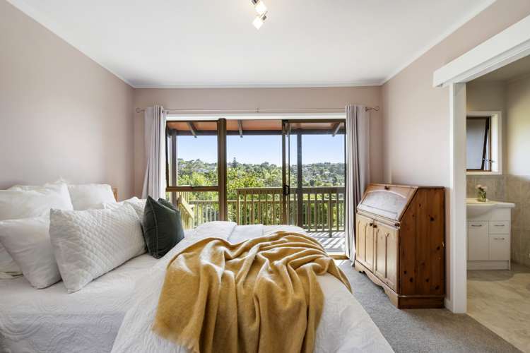 20 Robin Lane Browns Bay_16