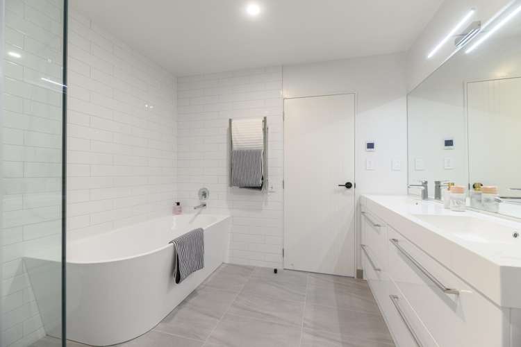 19D Tawa Road Te Atatu Peninsula_21