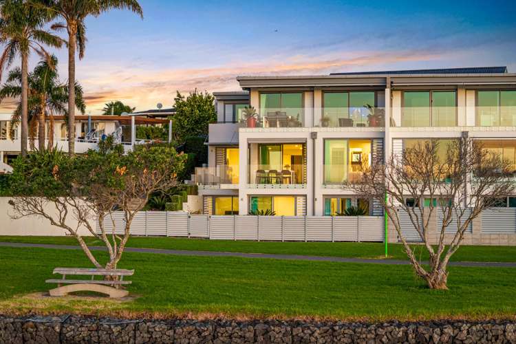 3/42 Bramley Drive Farm Cove_34