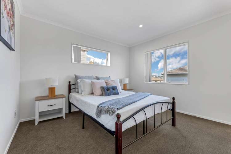 6 Evelina Lane Flat Bush_14