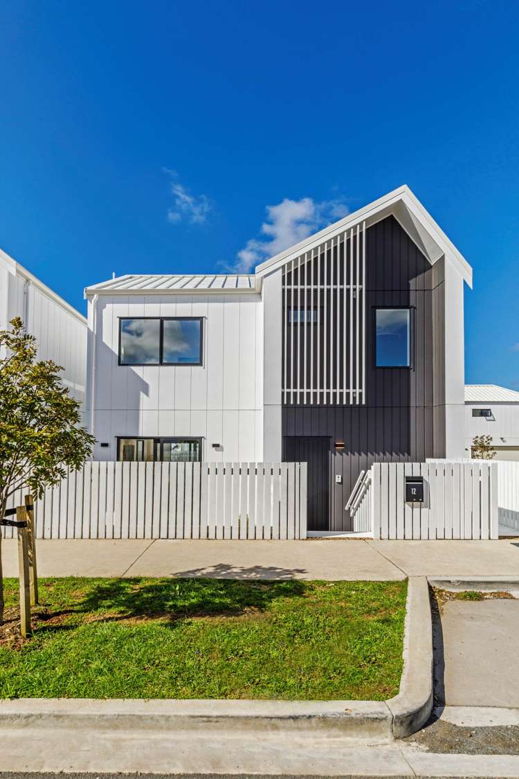 12 Green Bamboo Road Hobsonville_24
