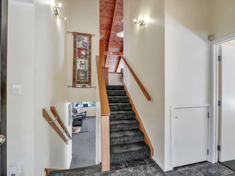 11 North Way Titirangi_22
