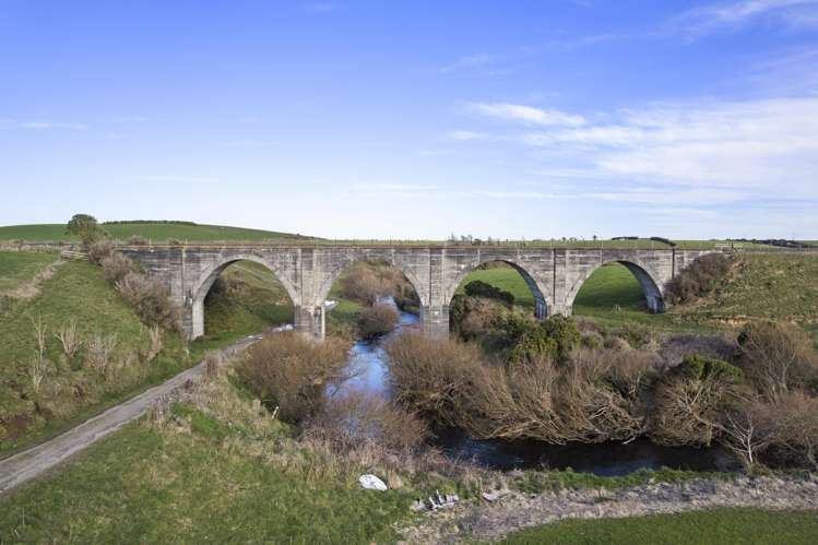 0n Skeet Road Te Roti_16