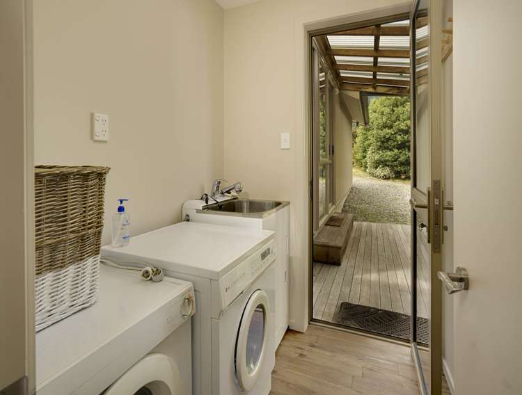 3 Toutouwai Place St Arnaud_11