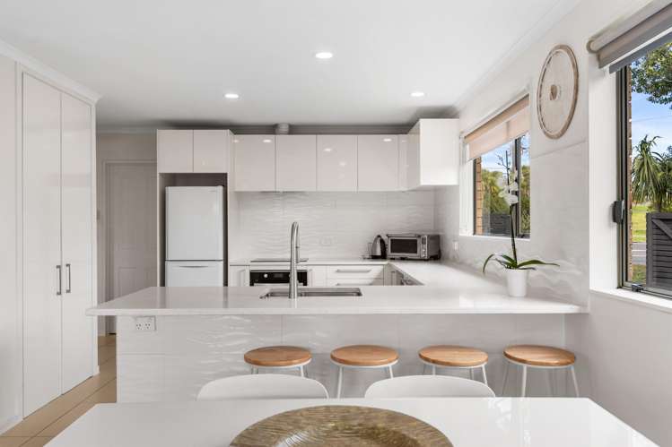 1A Charlenne Close_1