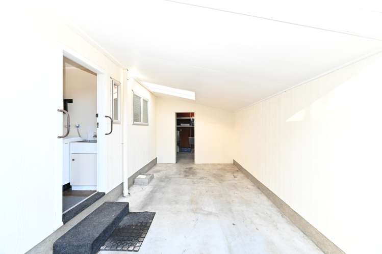 22a Addison Street Onekawa_18
