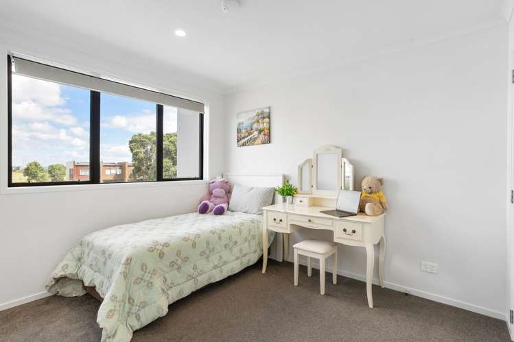 8 Mayfly Lane Hobsonville_13