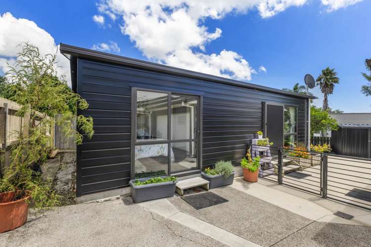 66 St Annes Crescent Wattle Downs_19