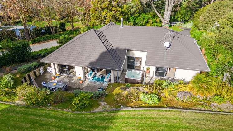 12A Hobbs Road Matakatia_12