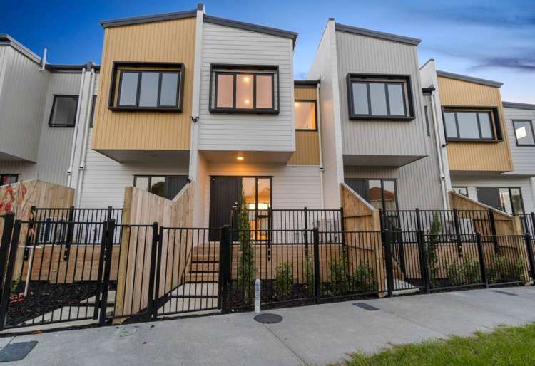 2/15 Farringdon Street Glen Innes_14