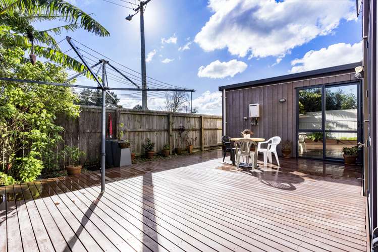 2 Te Aparangi Road Papakura_17