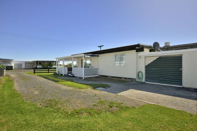 17a Weld Street Mahia_18