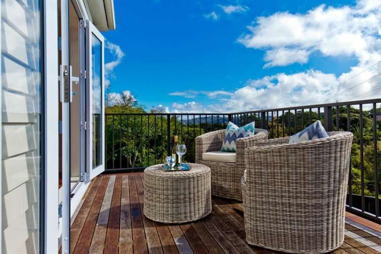 34 Bernard Magnus Lane Greenhithe_10