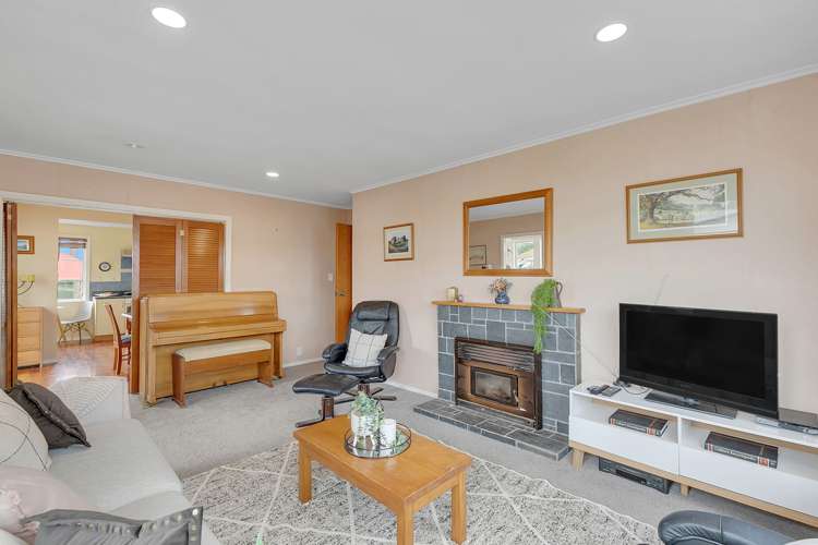 37 Main Road Titahi Bay_7