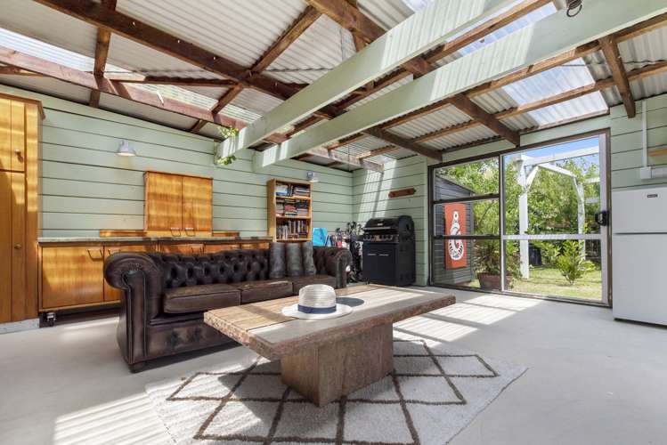 16 Mahoe Street Otaki Beach_22