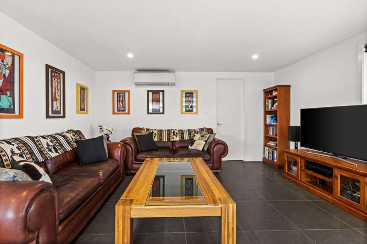 11 Aparima Place Awatoto_12