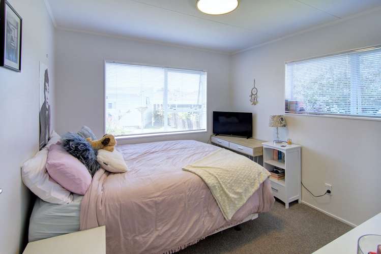 19 Manchester Street Solway_13