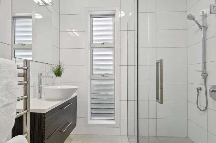 46 Panorama Heights Orewa_12