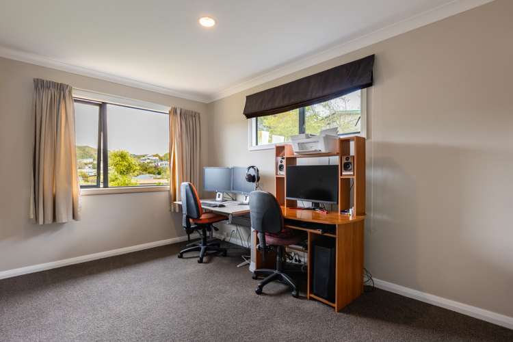 6 Lorna Irene Drive Raumati South_13