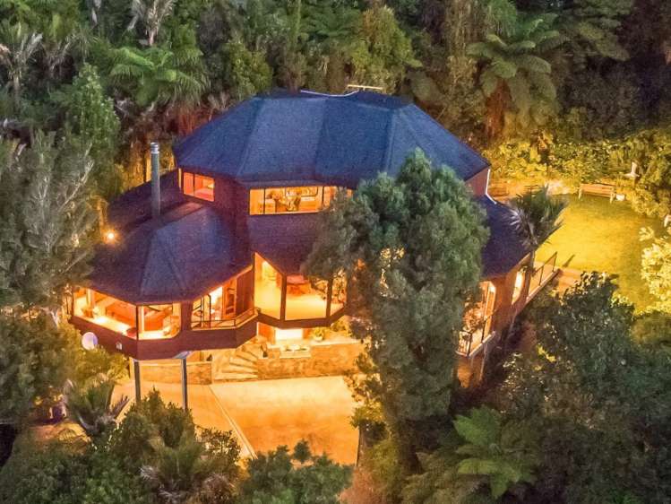 170 Scenic Drive Titirangi_19