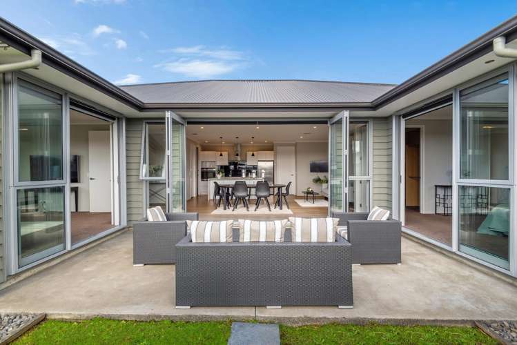 16 Major Henry Greens Silverdale_1