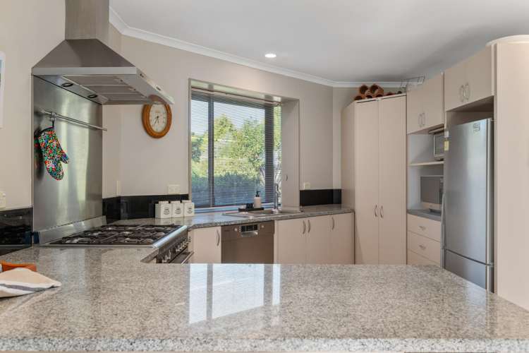 9 Ashford Grove Rapaura_12