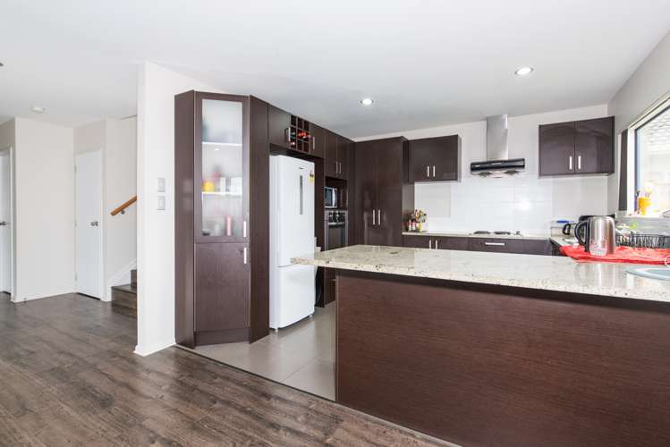 10 Riverglade Parkway Te Atatu South_10