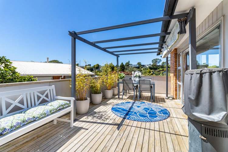 6 Carlton Terrace Westown_11