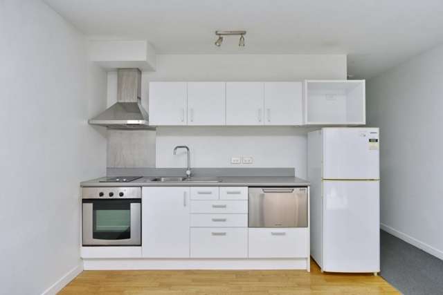 6/20 Stanmore Road Phillipstown_4