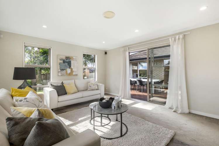18 Lemon Grove Lane Greenhithe_6