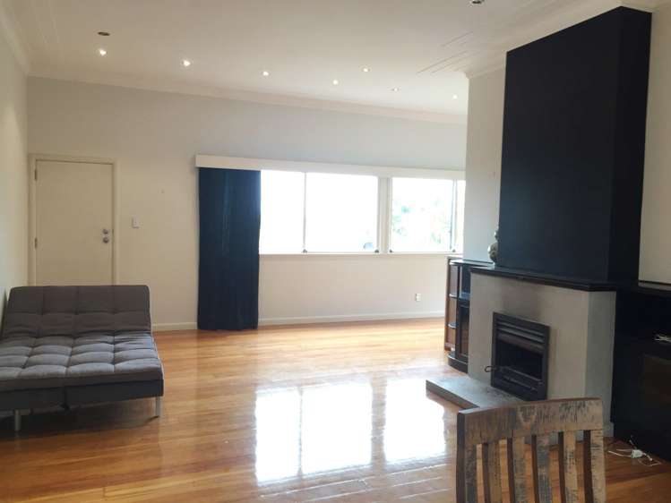 15 Otahuri Crescent Greenlane_2