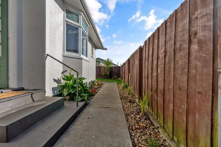 73 Frankleigh Street Somerfield_10