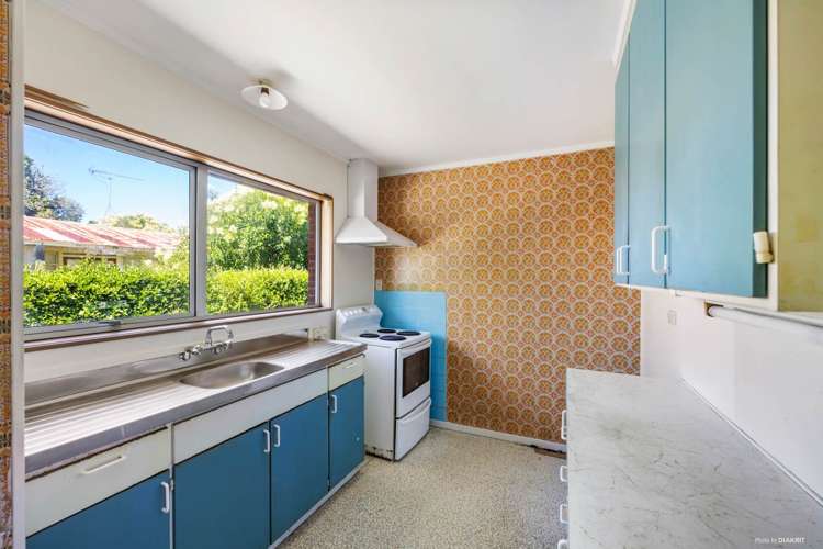 2/22 Camellia Place Mount Roskill_1